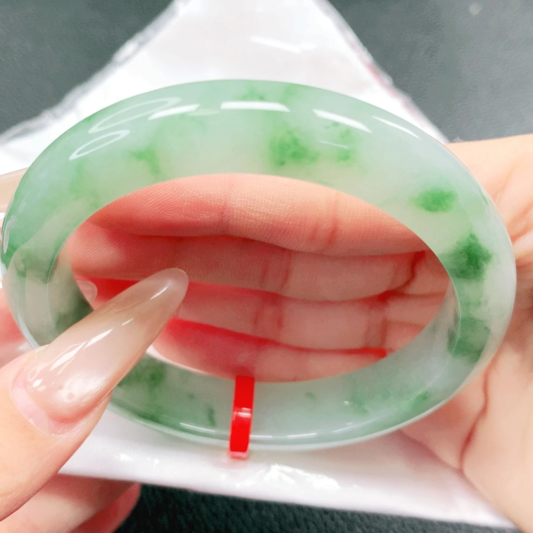 翡翠未镶嵌手镯60