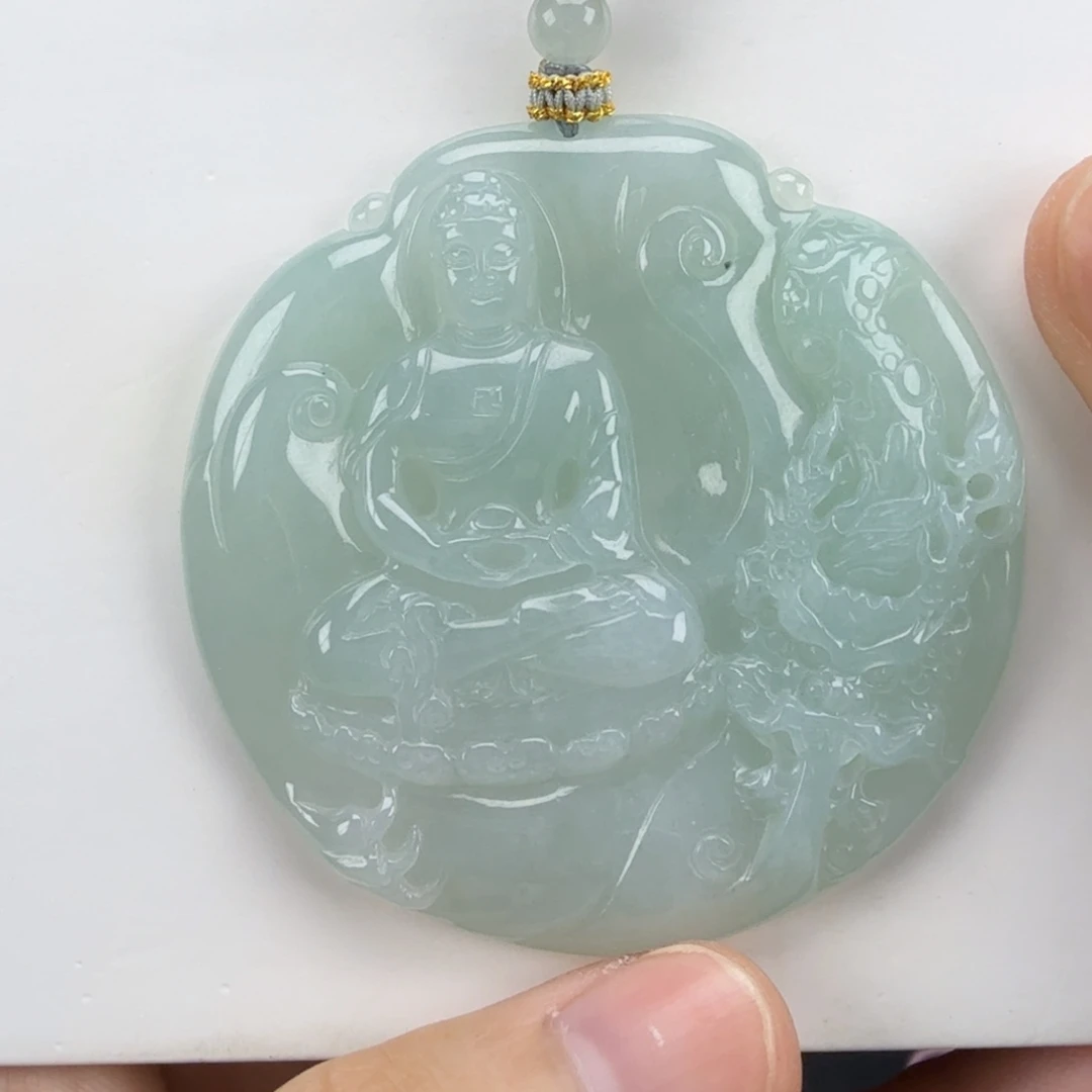 翡翠挂件未镶嵌翡翠