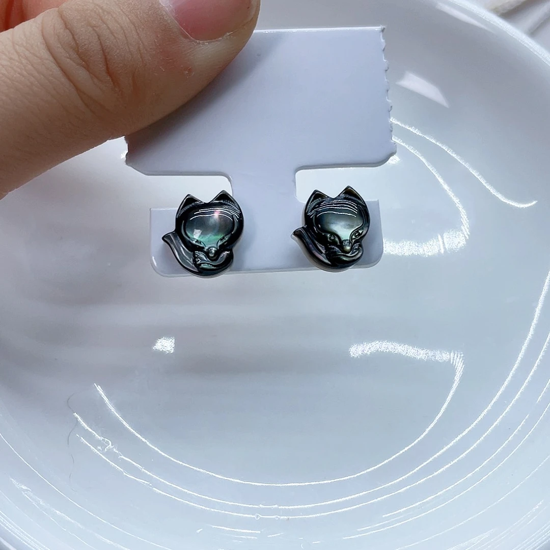 银S925镶嵌耳饰淡水珍珠