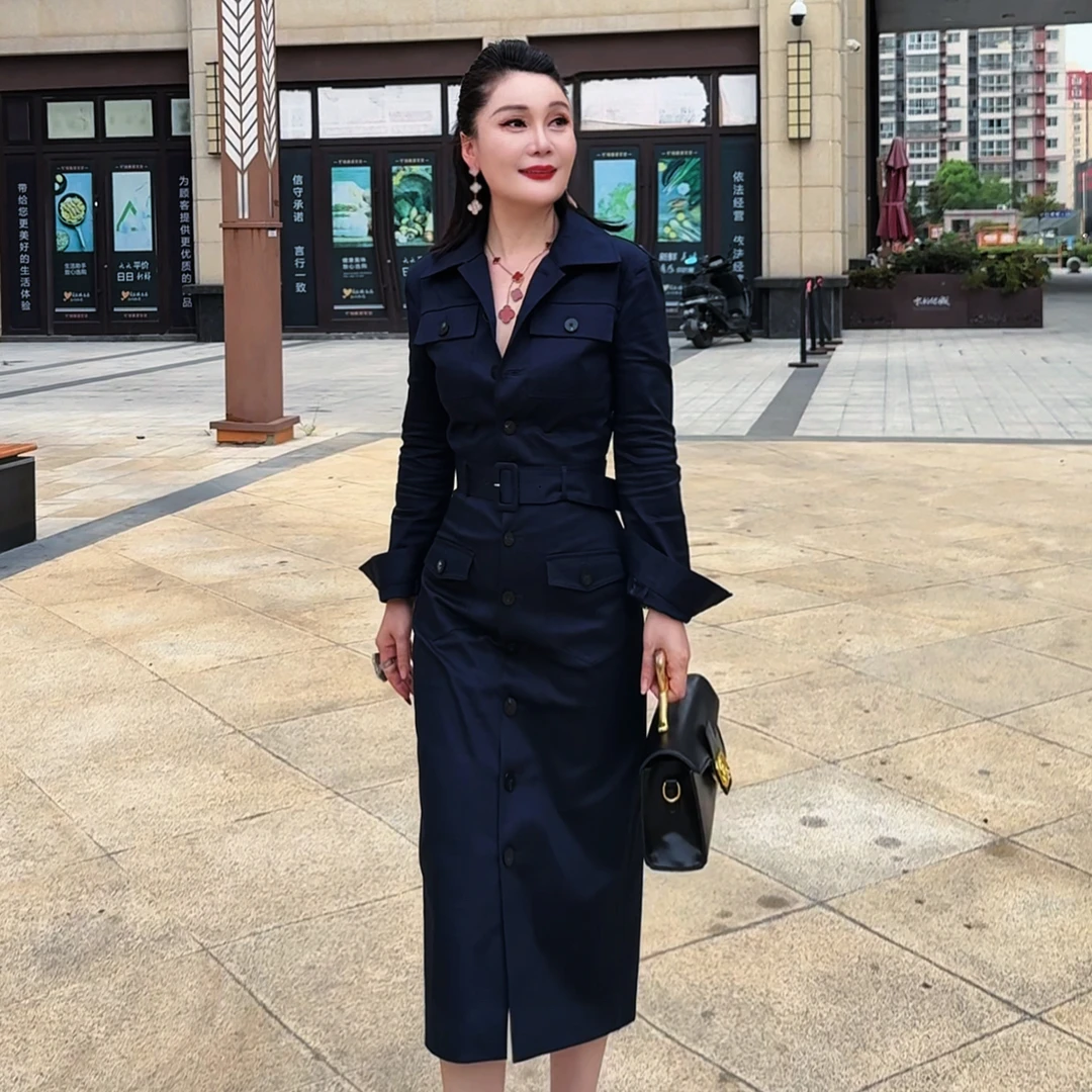 优尚美原创设计秋新款工装风极简单排扣经典修身连衣裙