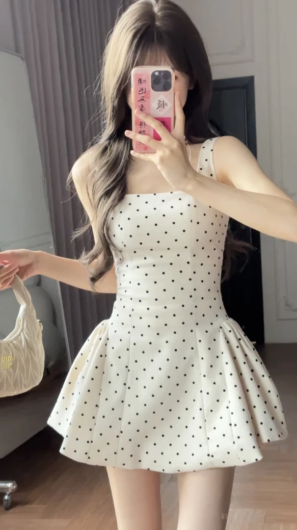 小小仟 植绒波点后背绑带收腰蓬蓬连衣裙