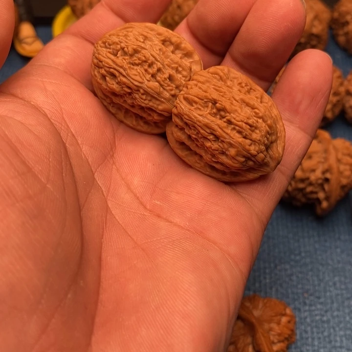 吊坠文玩核桃密纹30尺差迟