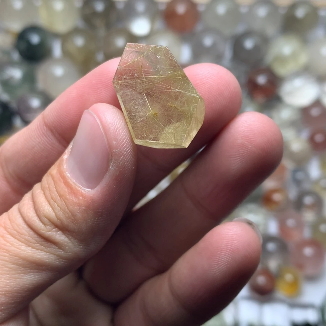 水晶珠宝半成品未镶嵌发晶随行