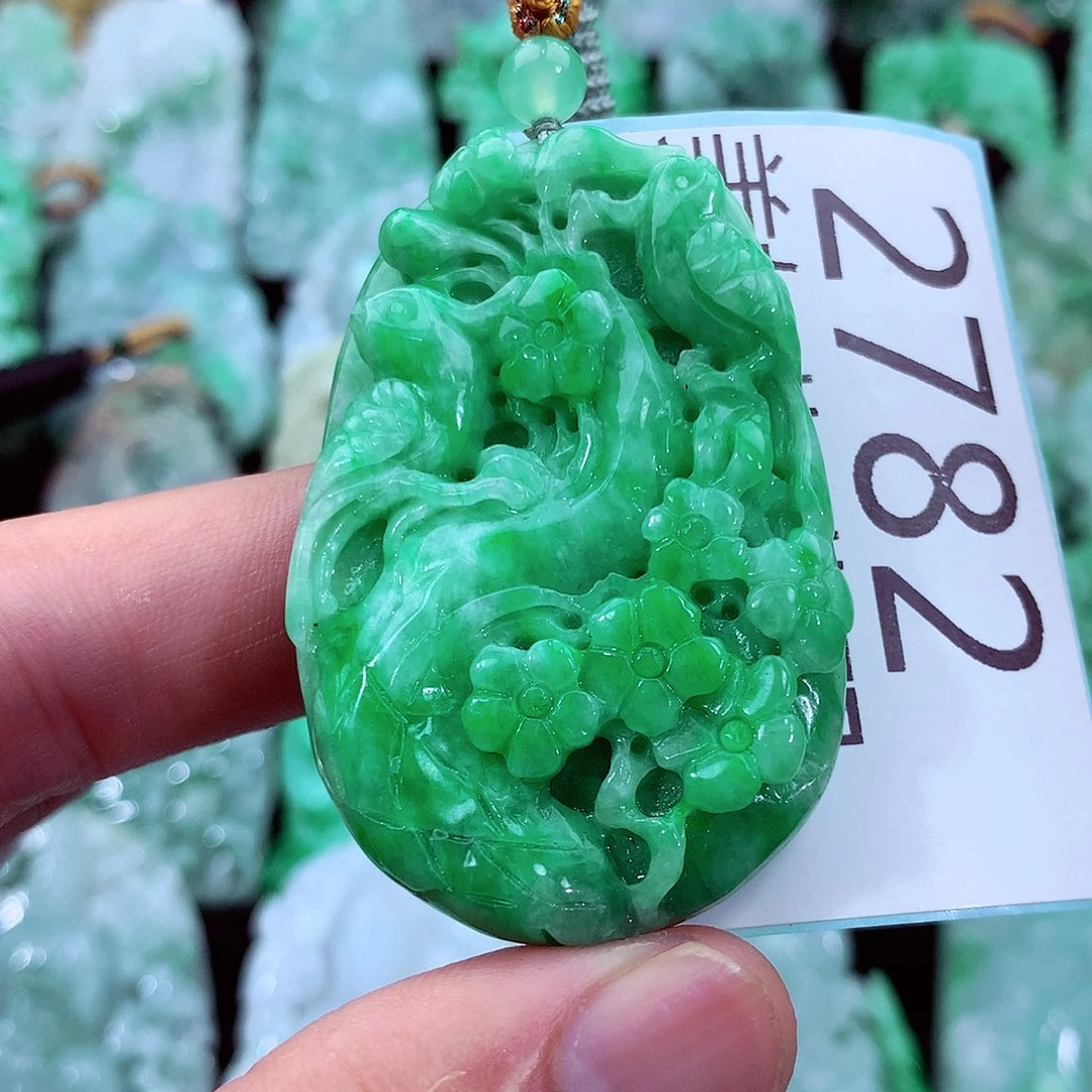 翡翠未镶嵌吊坠(不含链)