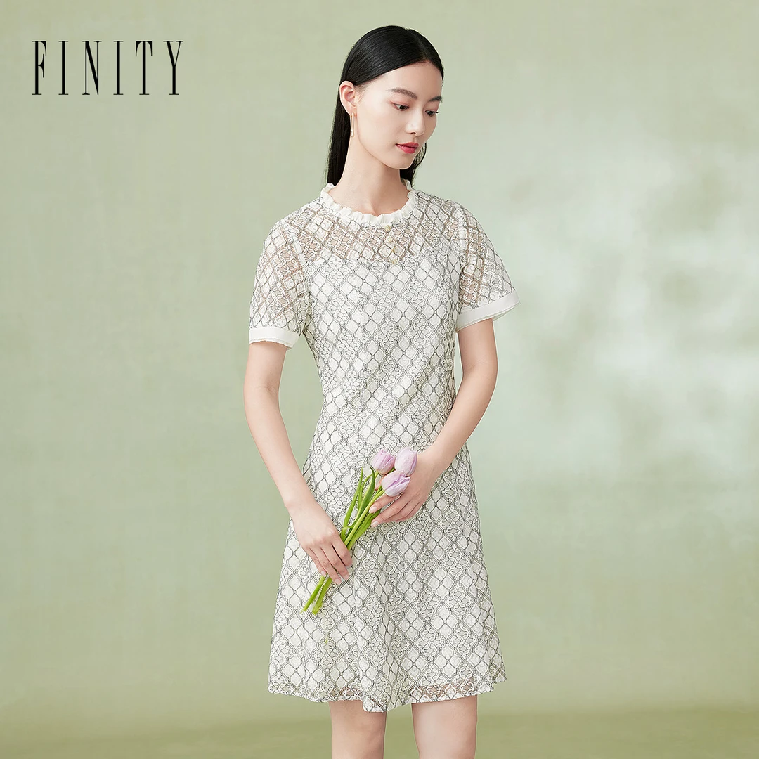 【粉丝专享】FINITY 连衣裙宽松蕾丝气质时尚 F21X4D11L3