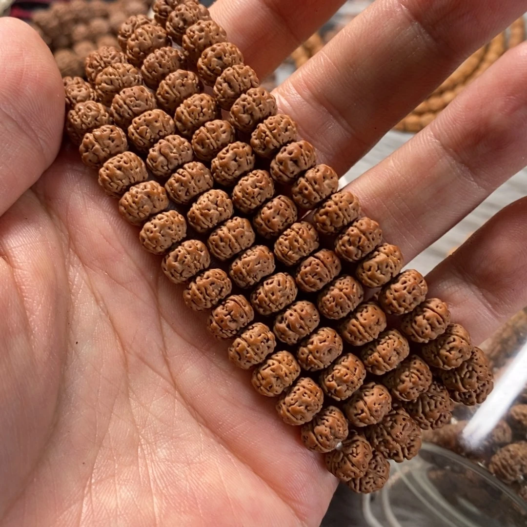 晨****金刚菩提吊坠老树王定制