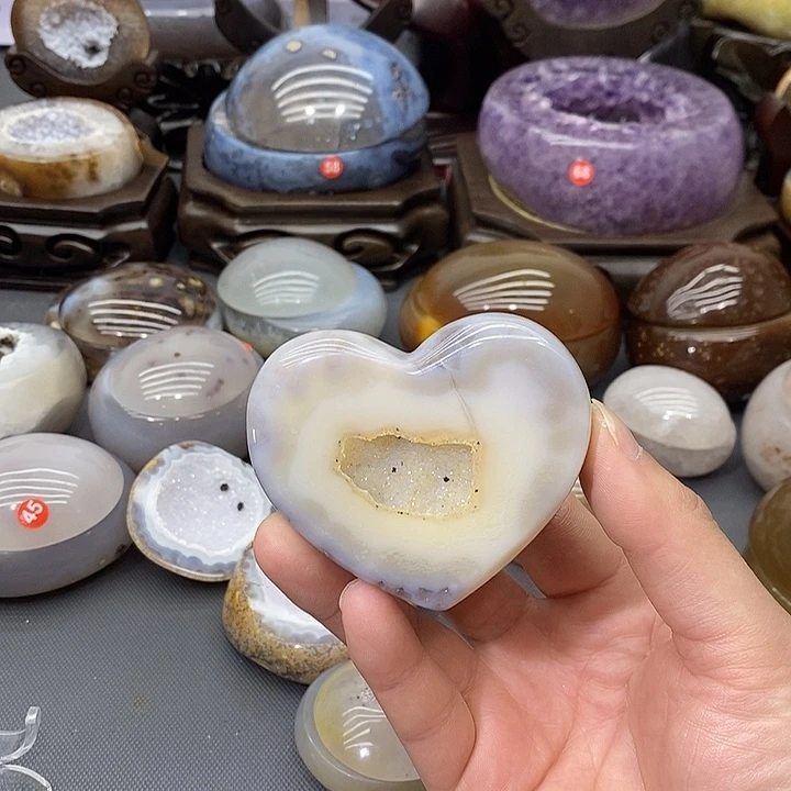 未镶嵌紫晶摆件爱心