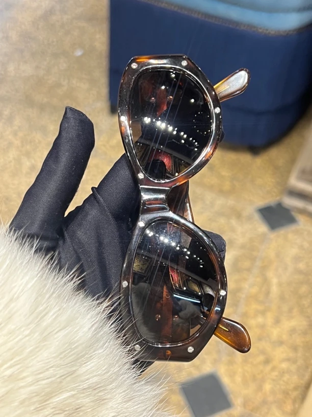 95新 Chanel/香奈儿 chanel dm铆钉贝拉墨镜