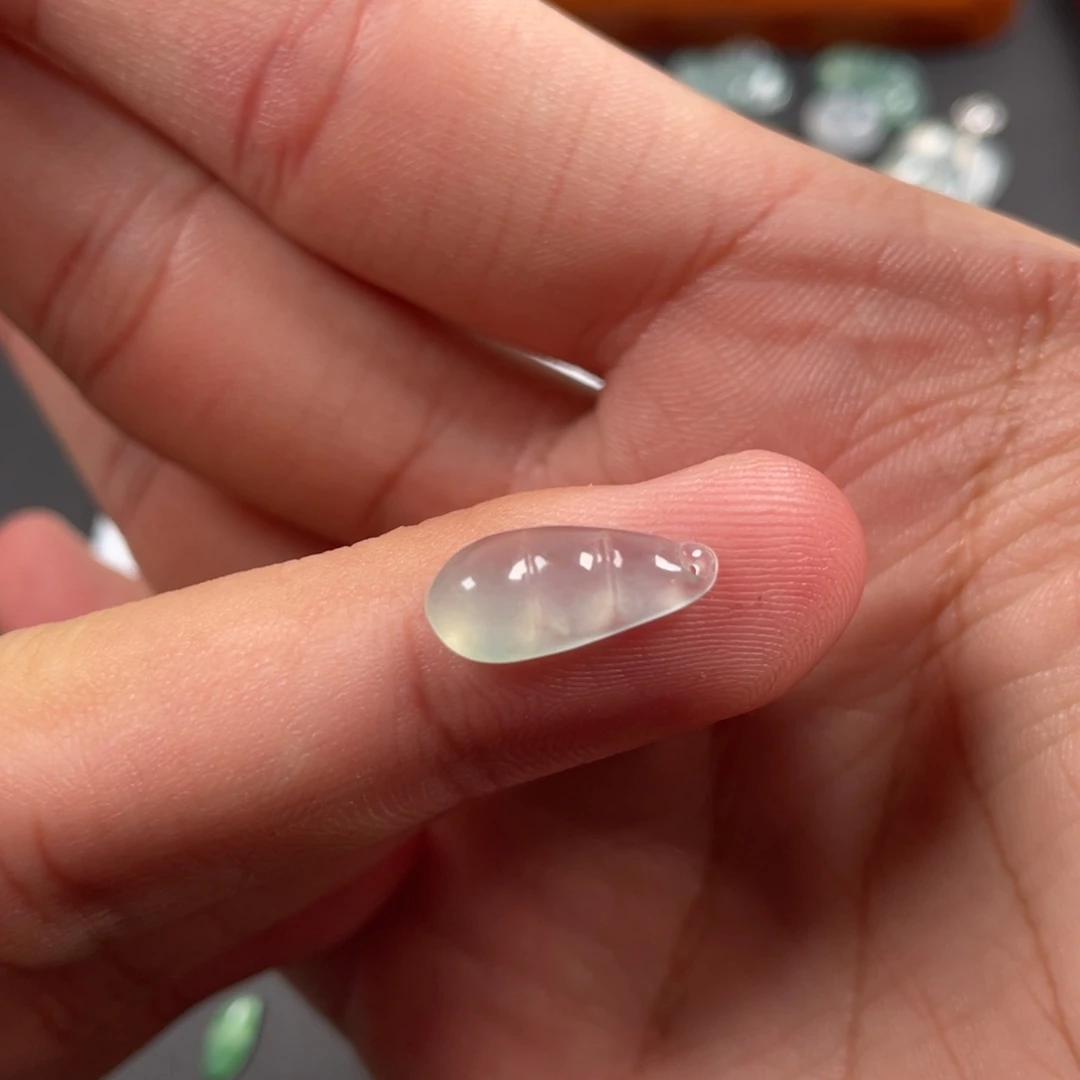 翡翠未镶嵌挂件翡翠珠宝翡翠珠宝