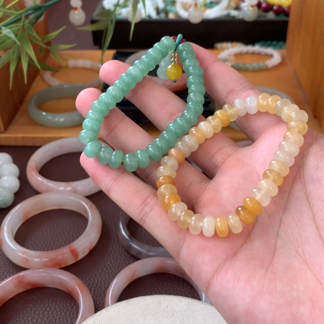 石英质玉手链未镶嵌超****?