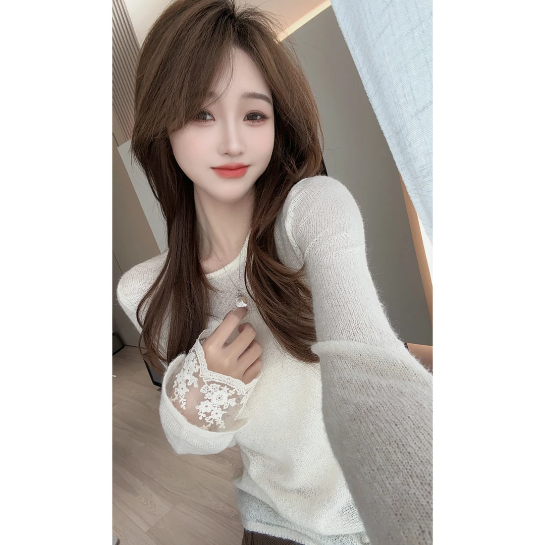 【陈陈私服】时尚设计感蕾丝拼接毛衣洋气显瘦长袖针织衫25121107