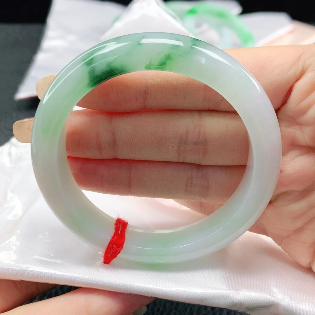 翡翠未镶嵌手镯缅甸55.5冰胶润飘绿花正圈