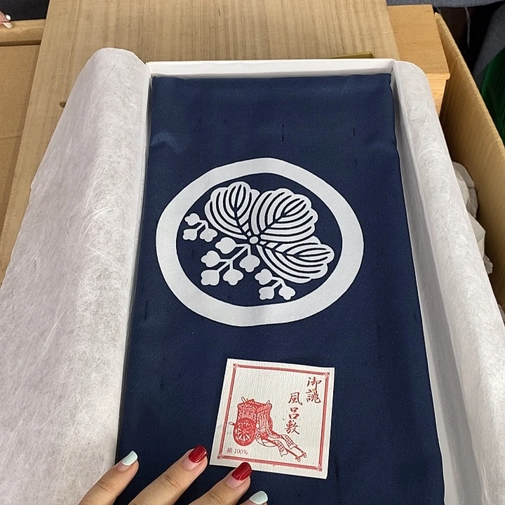 无***欢玲珑堂精品百货商行