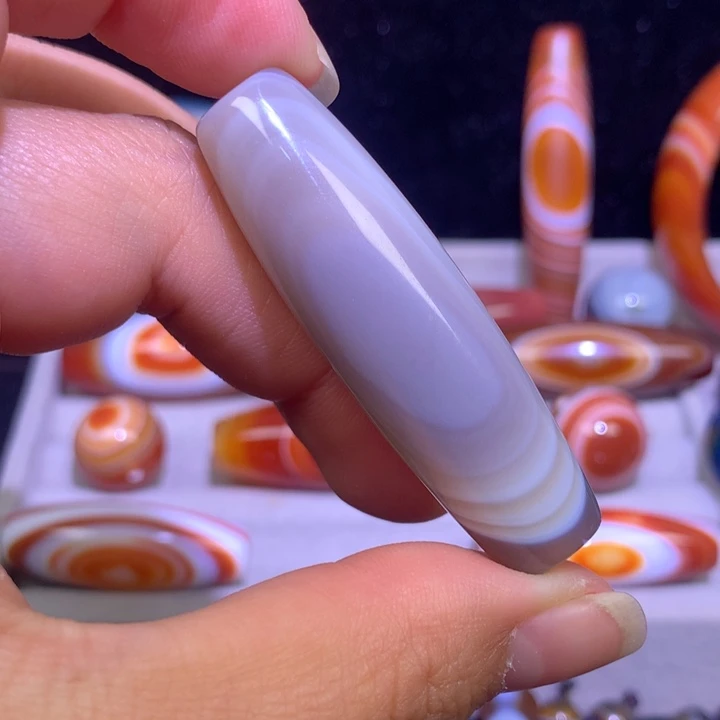 未镶嵌玛瑙/玉髓珠宝奇石