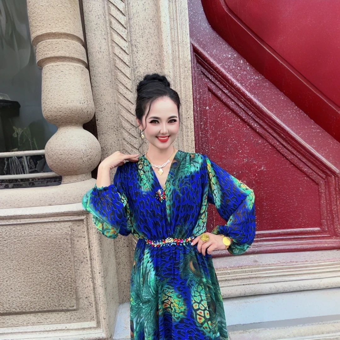 复古法式设计感V领抽绳绑带灯笼袖高腰碎花连衣裙