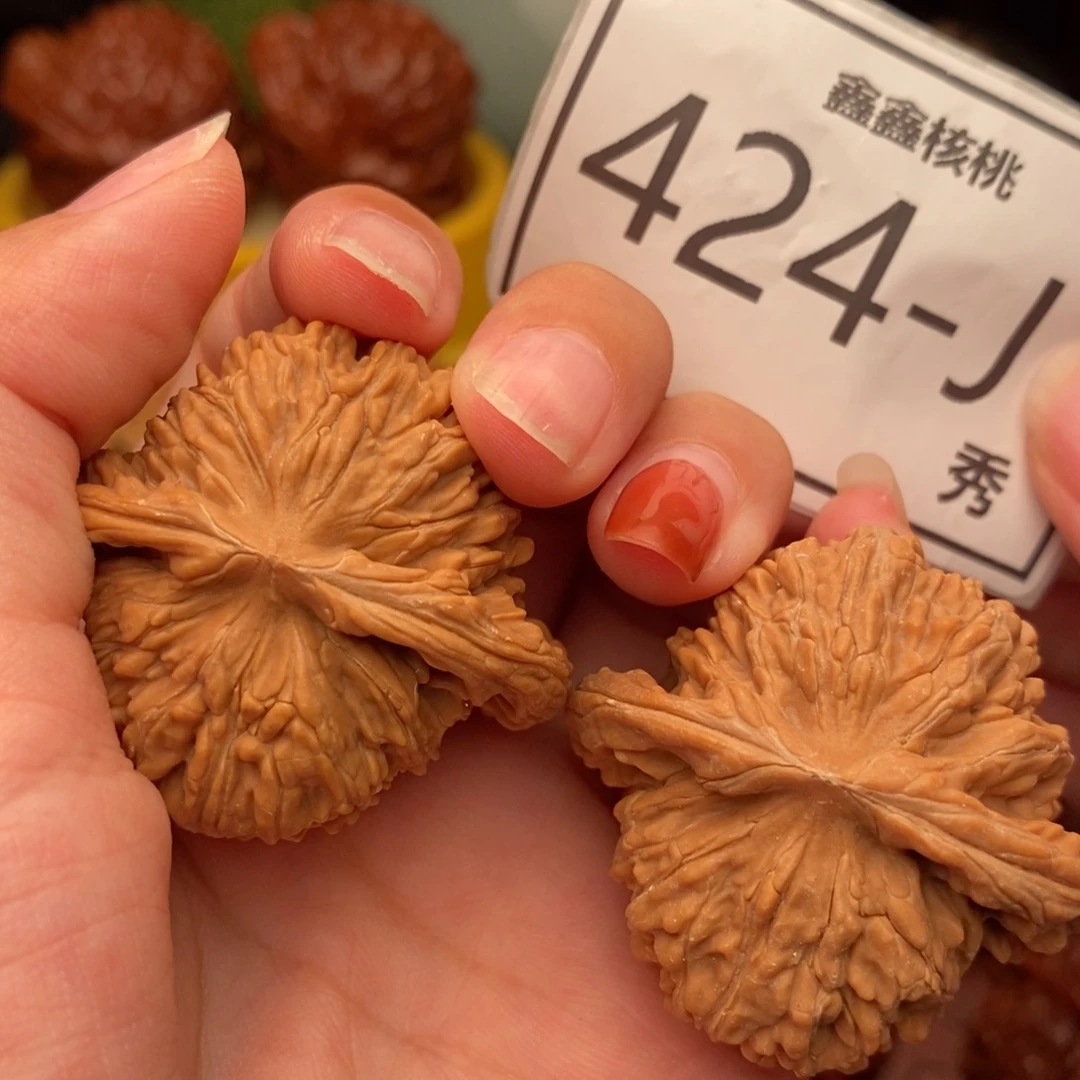 桃核把件汉高楼43，……