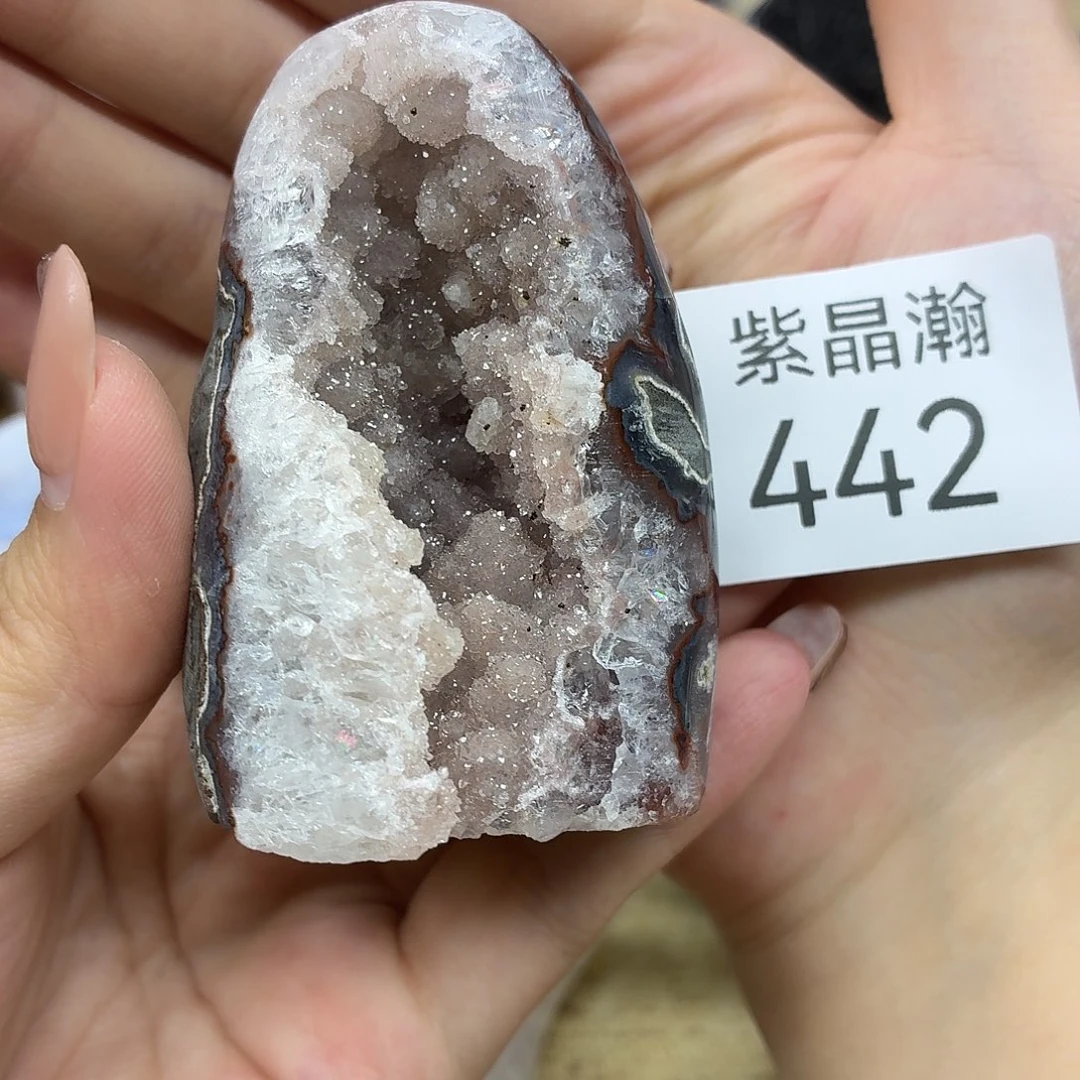 未镶嵌水晶大型摆件（非配饰）