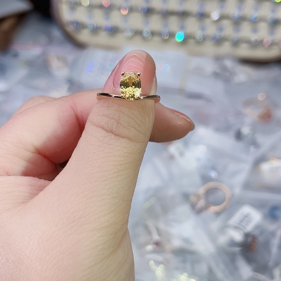 莫桑石非金属K枚鸽子蛋两卡黄钻-17