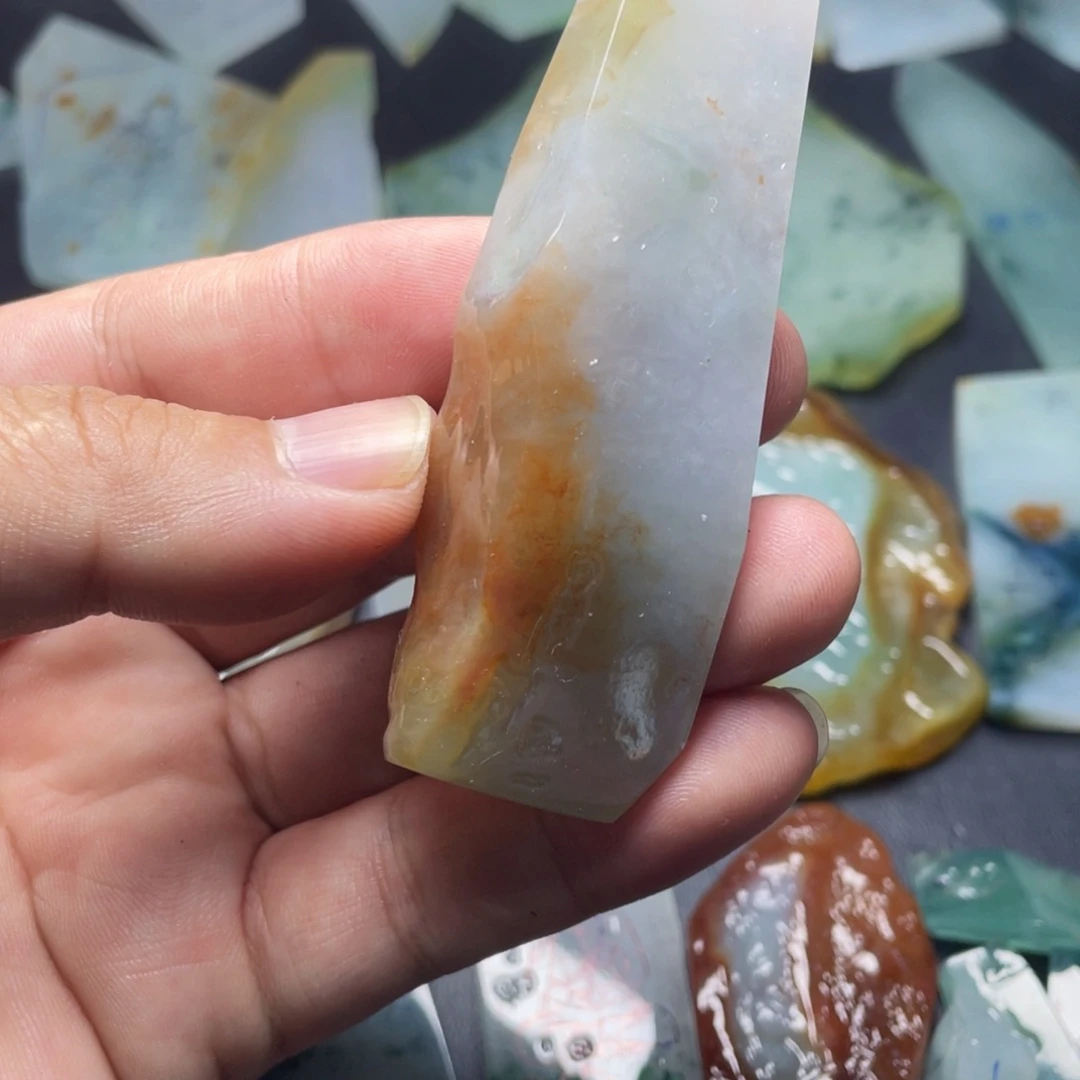 定制翡翠未镶嵌不退不换