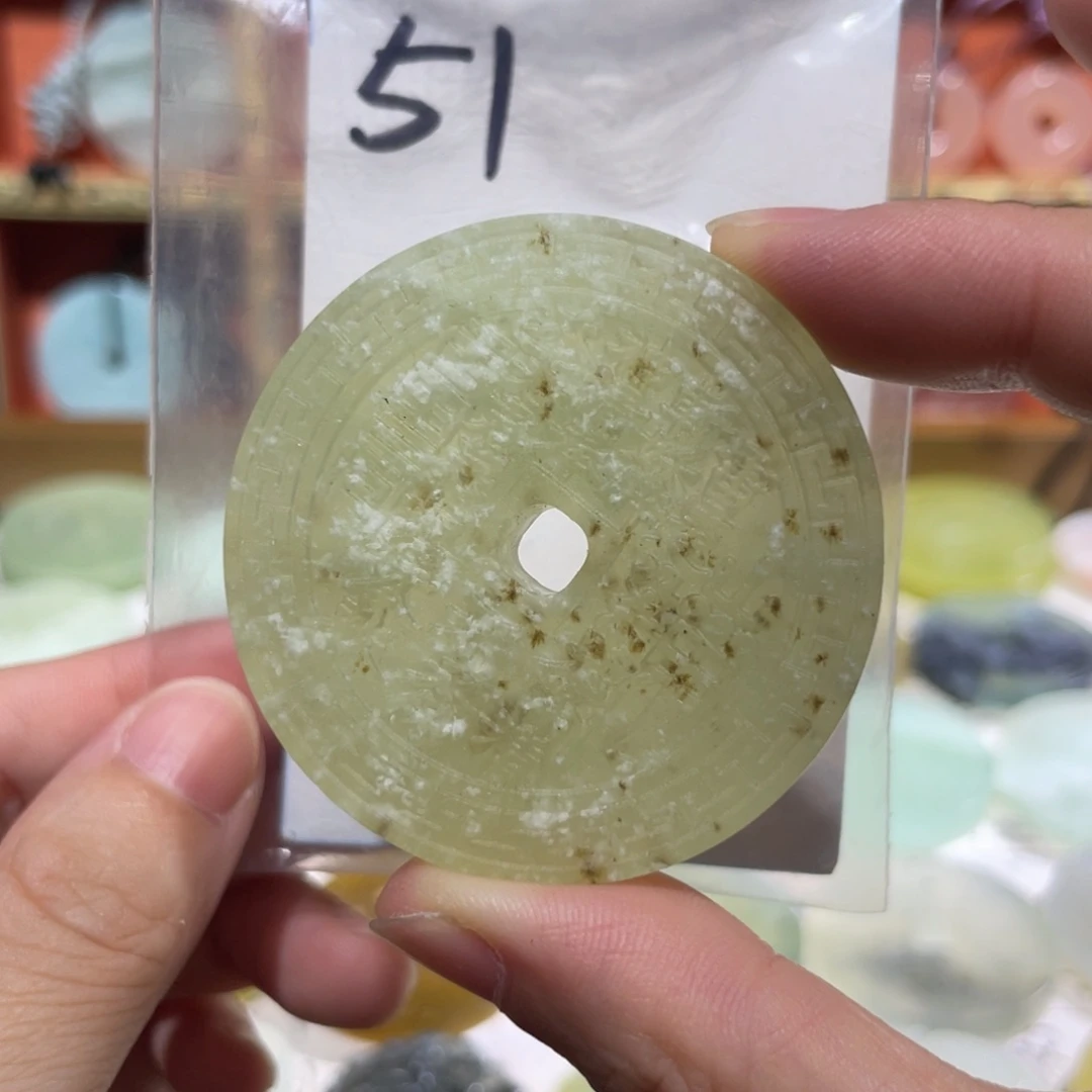 未镶嵌岫玉颈饰颈饰