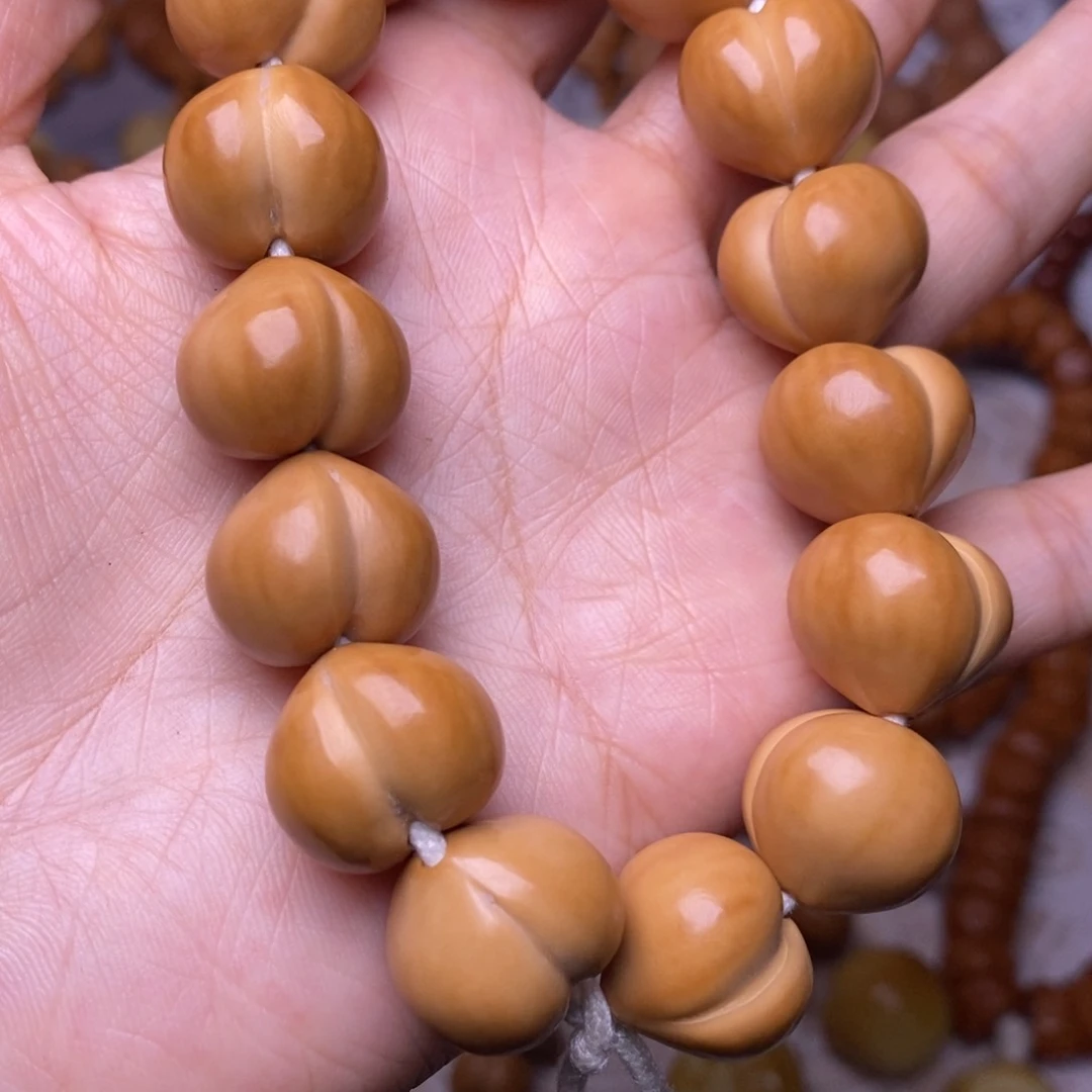 把件猴头核桃柯基屁桃高定