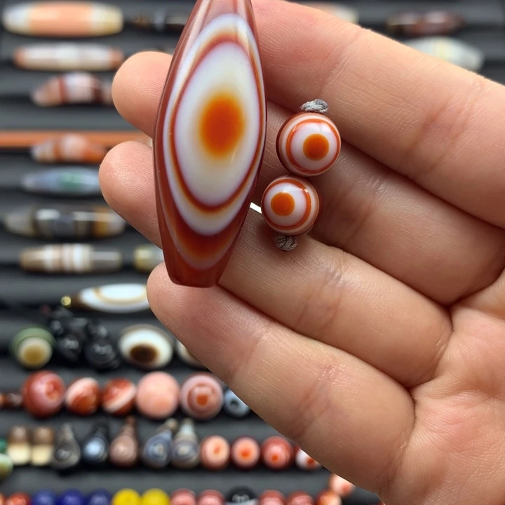 玛瑙/玉髓颈饰未镶嵌N***a