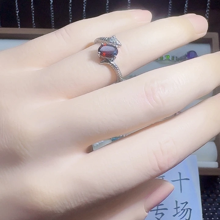 戒指银S925镶嵌石榴石