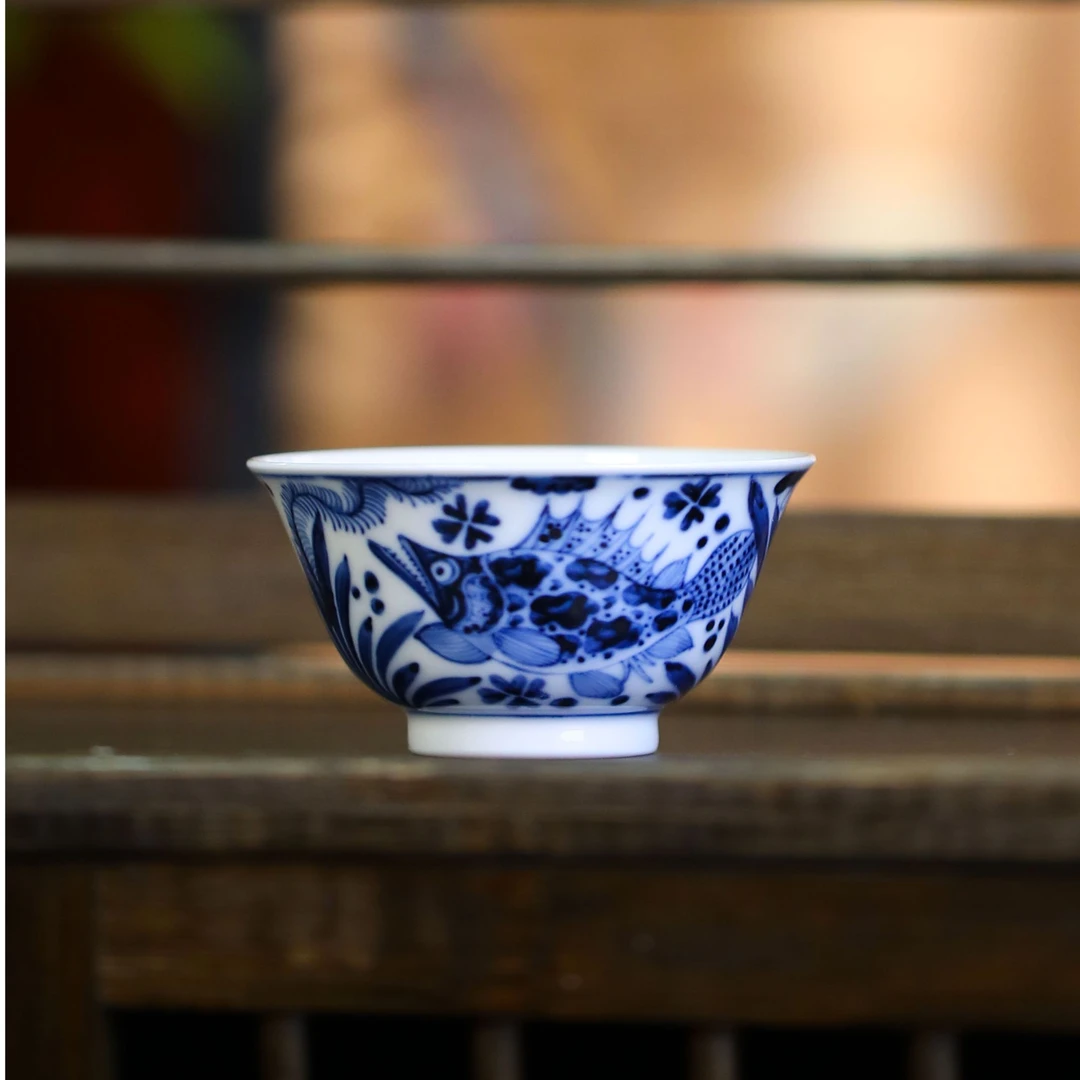 景德镇手工手绘元青花陶瓷鱼藻小单杯