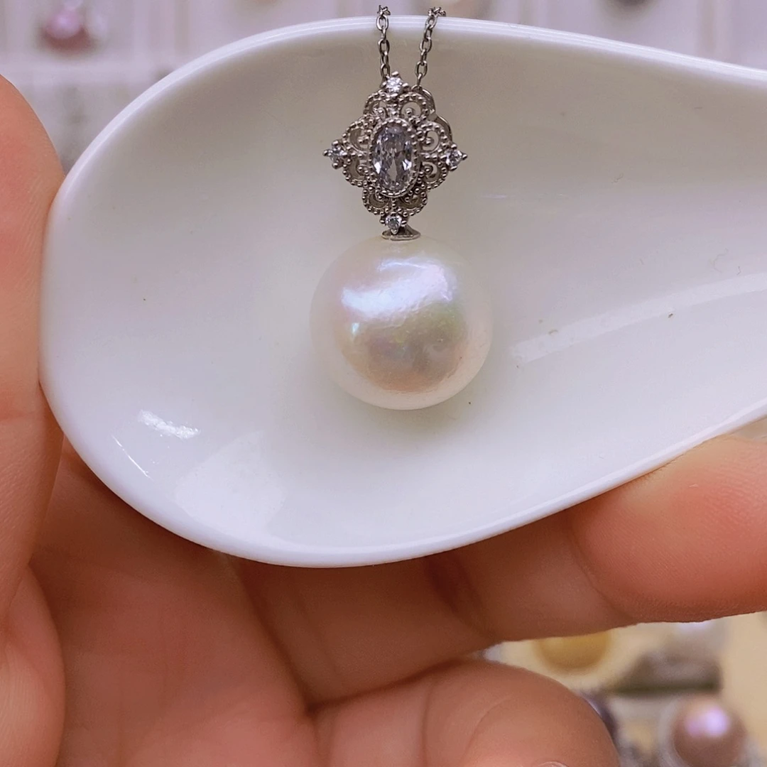 淡水珍珠吊坠(赠链)银S925镶嵌