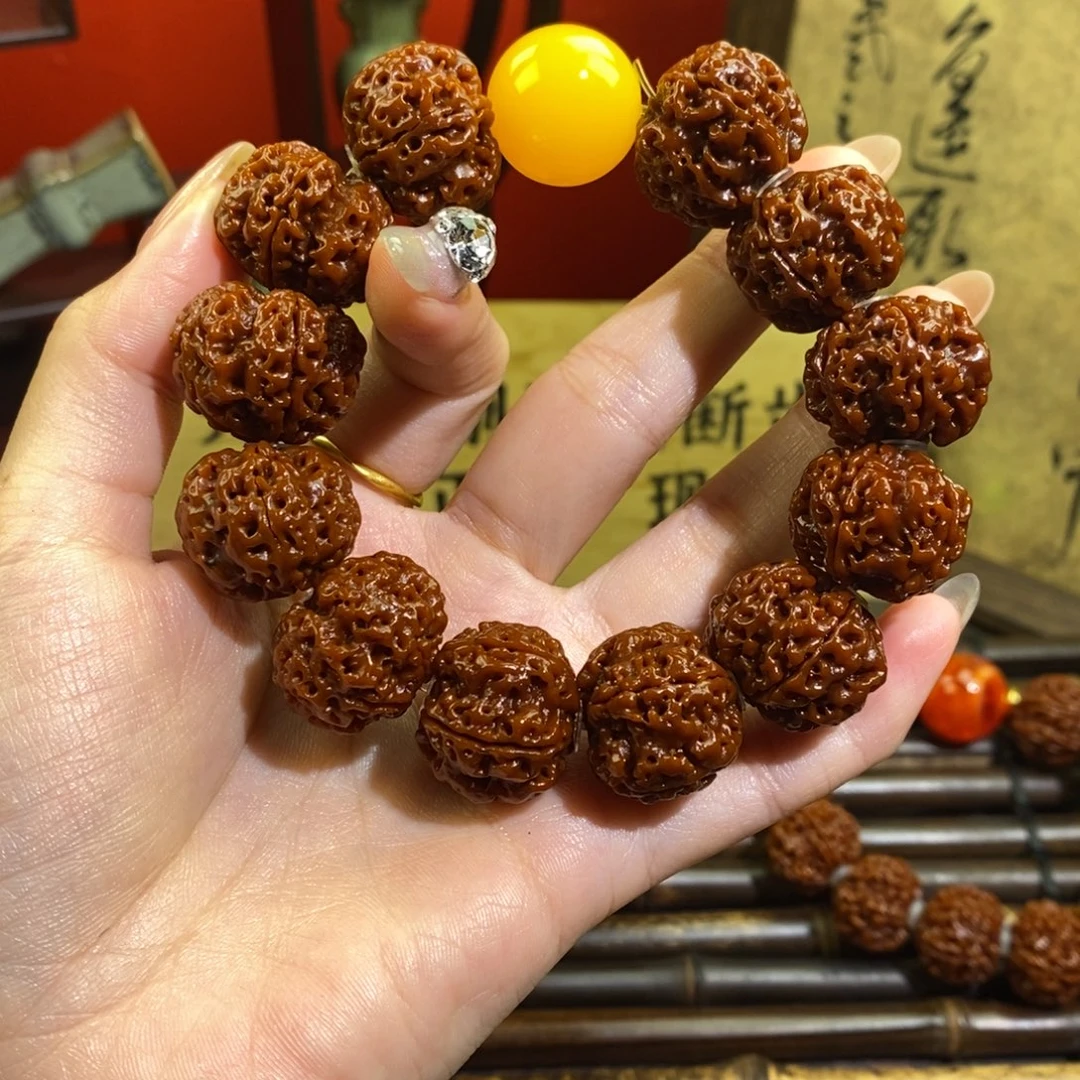 手串金刚菩提235.  M