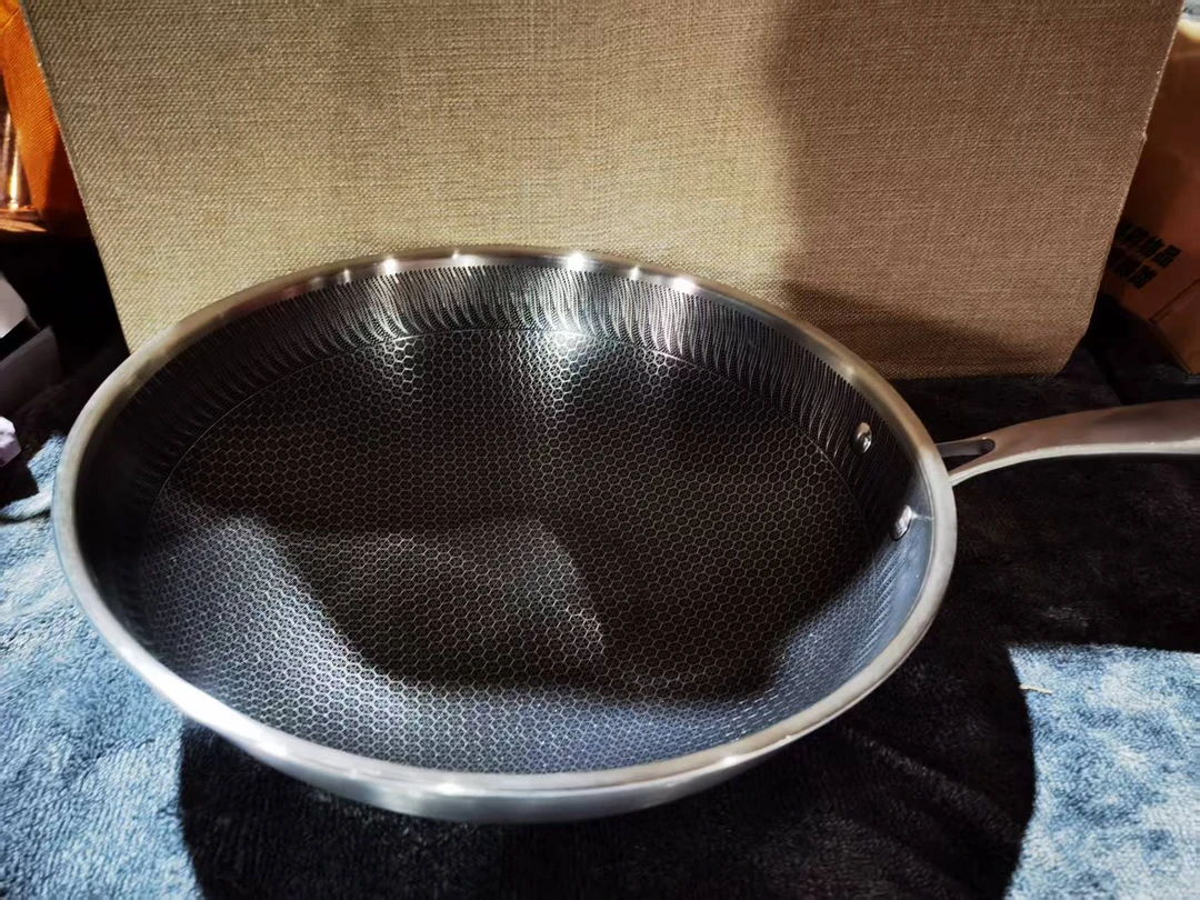 【天天宠粉】30cm双面不锈钢炒锅 不粘锅 送微压盖送蒸格送铲