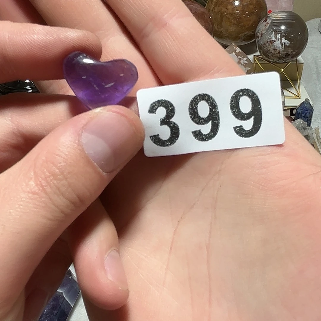 未镶嵌水晶大型摆件（非配饰）