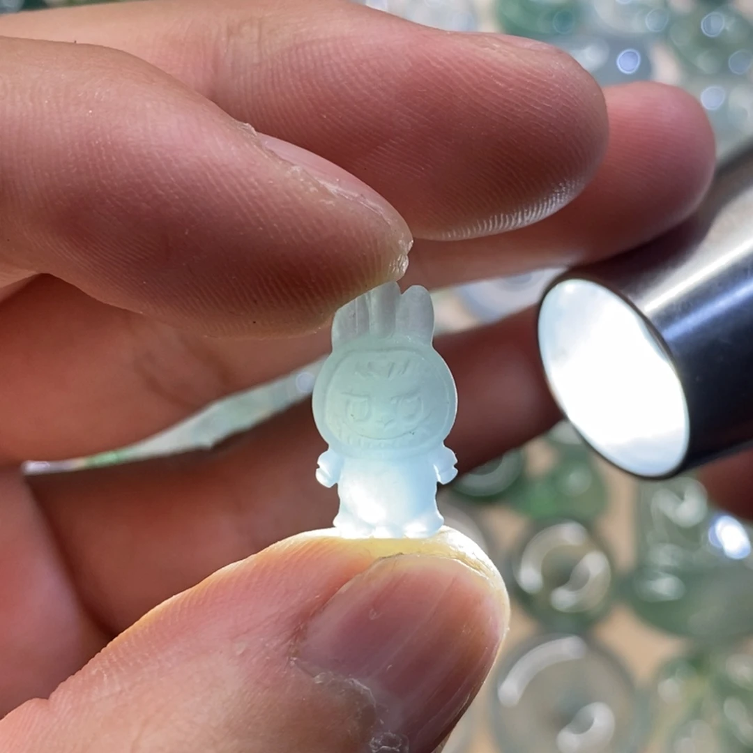 定制翡翠未镶嵌翡翠