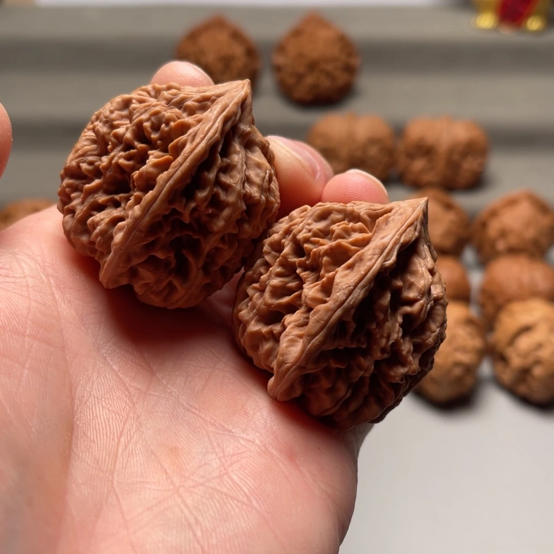 文玩核桃把件39金刚虎