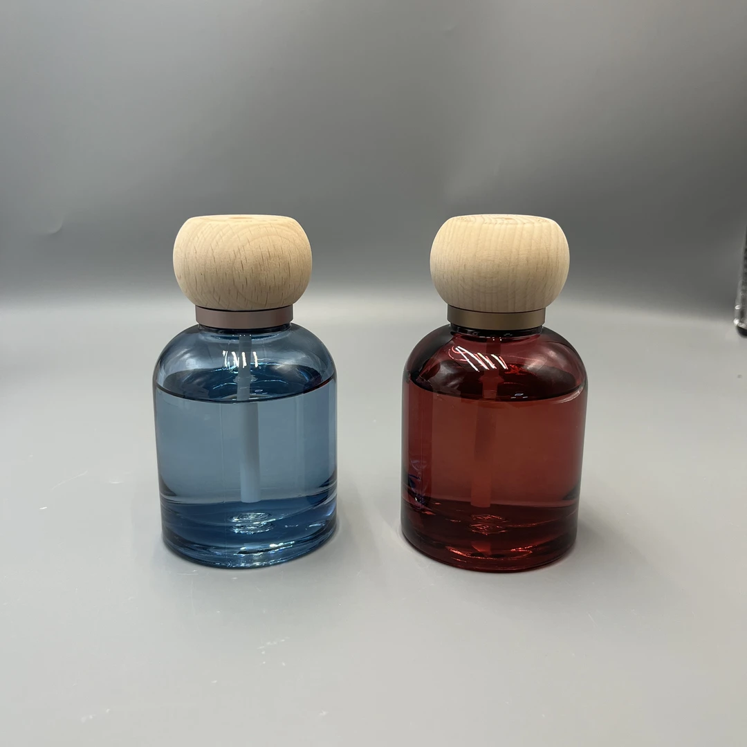 K251564 车载香薰 车用净化空气持久留香110ml