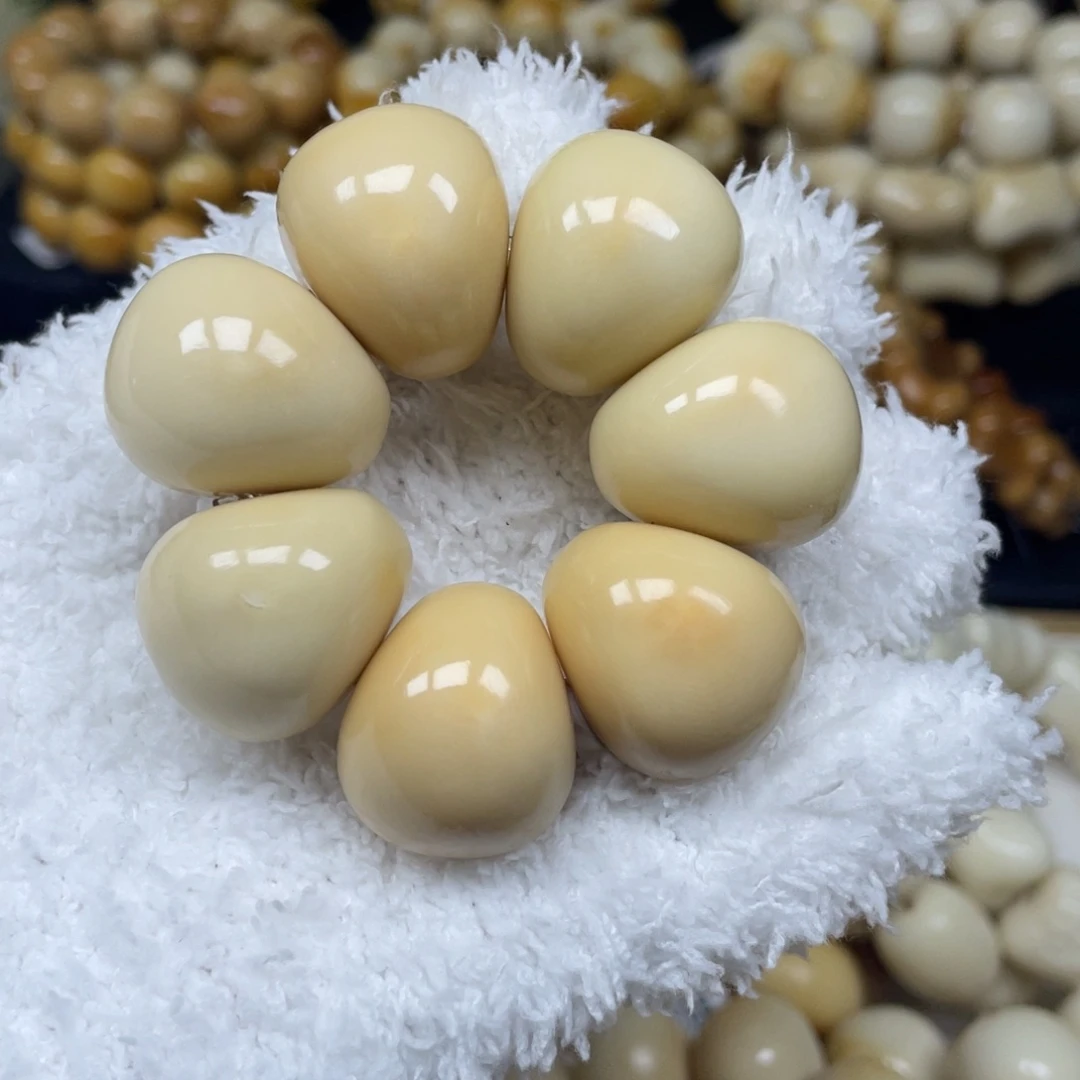 吊坠菩提根/象牙果9.16.28微瑕奶茶山竹