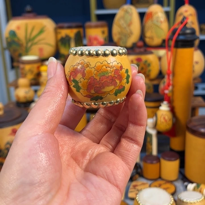 大叶紫檀（黑酸枝木类）