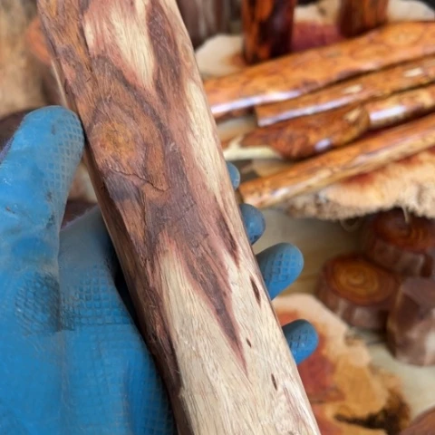 木许****伟加工95黄花梨