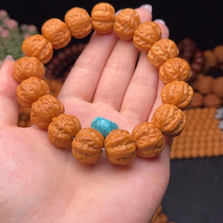 猴头核桃吊坠龙脊背17串绿