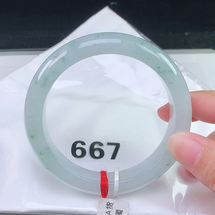 翡翠未镶嵌手镯翡翠