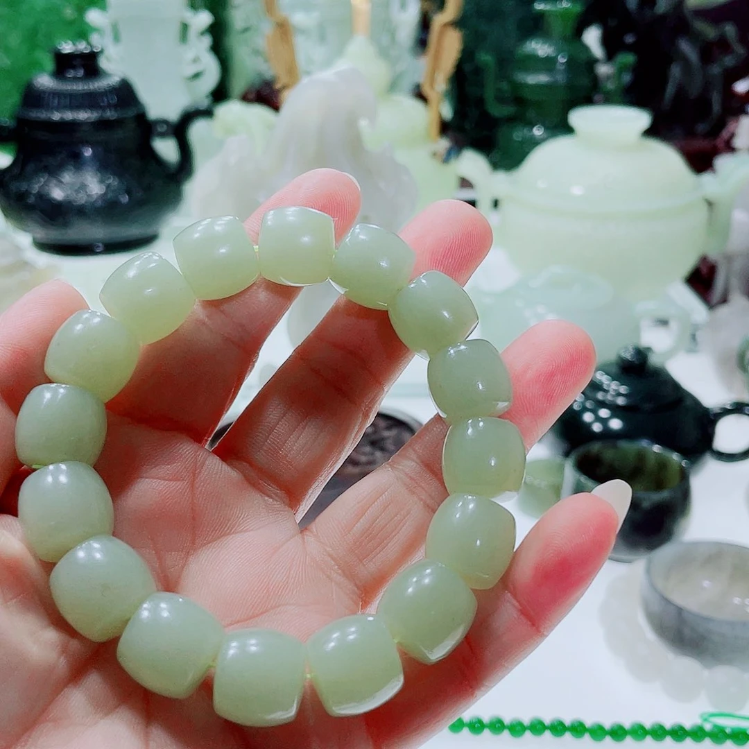 和田玉（黄玉）挂件未镶嵌