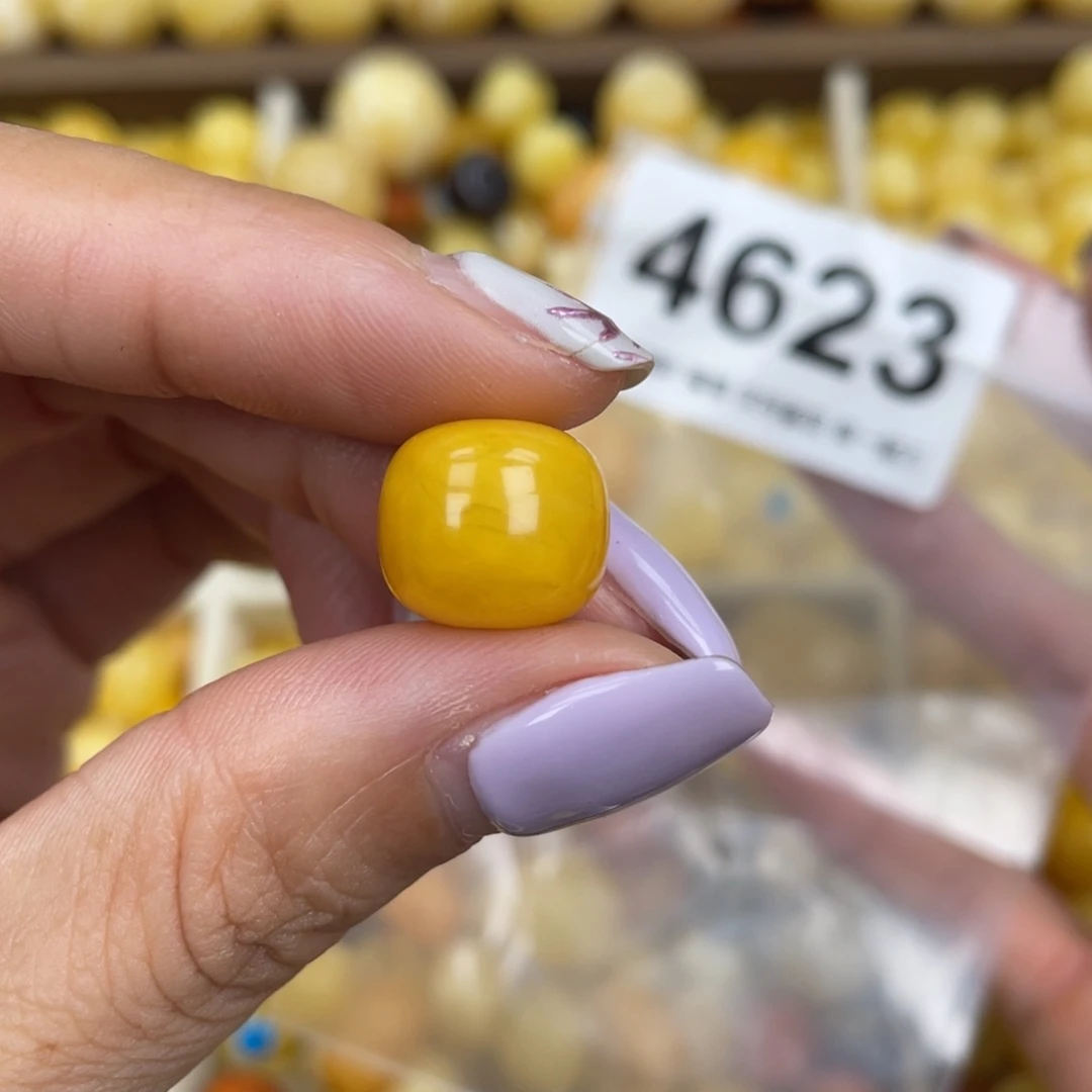 未镶嵌蜜蜡珠宝奇石13.1