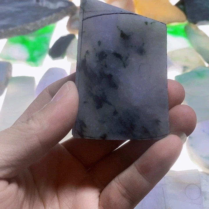 南***鸡定制翡翠未镶嵌双面山水，包工包料