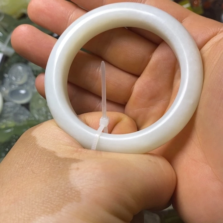 岫玉岫玉手镯未镶嵌慢***你