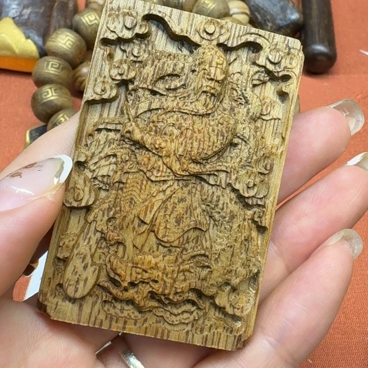 大叶紫檀（黑酸枝木类）