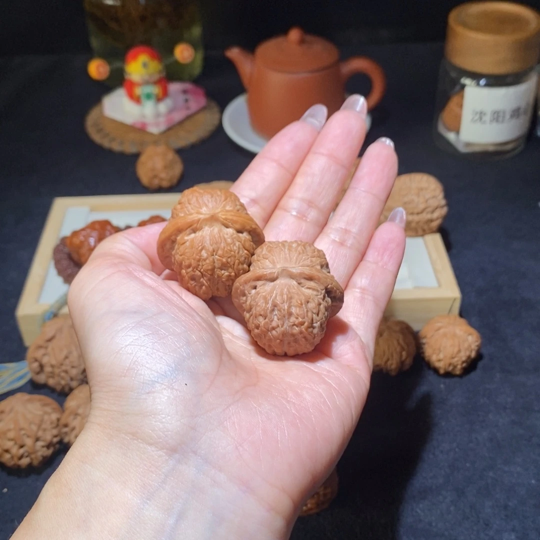 吊坠文玩核桃血麒麟35