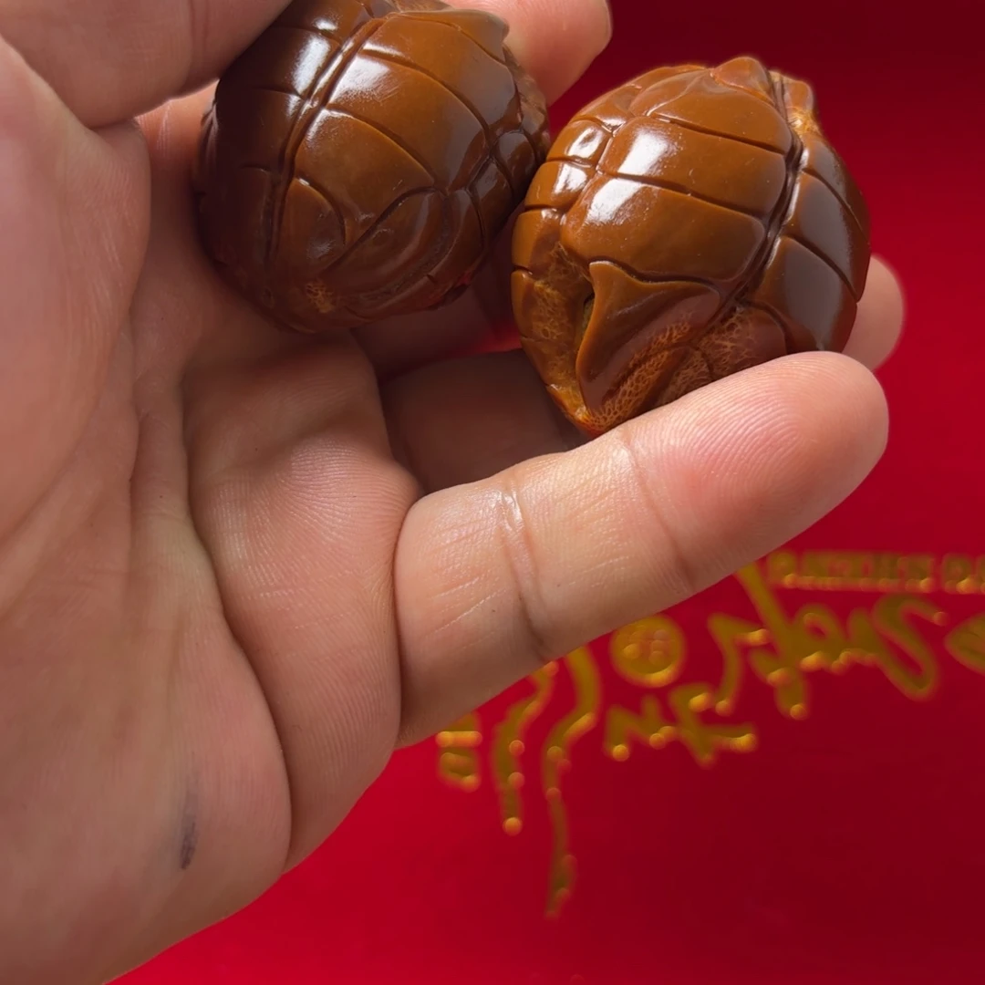 @***乐橄榄核把件大富甲