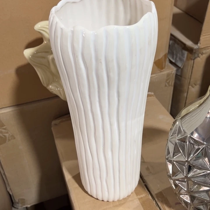 摆件摆件陶瓷花瓶摆件外贸出口（微瑕）