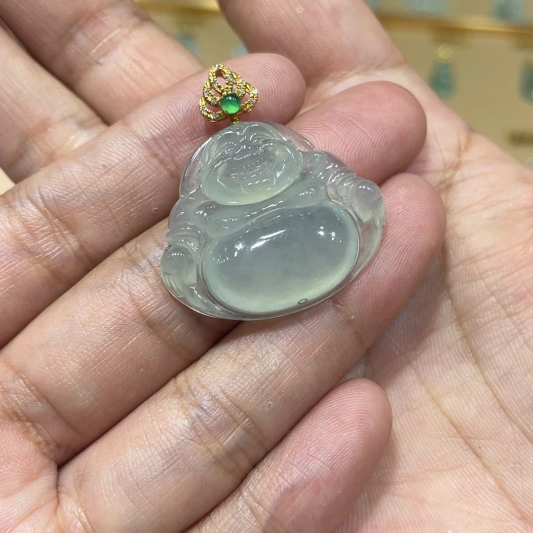 颈饰18K金镶嵌翡翠小*新佛公
