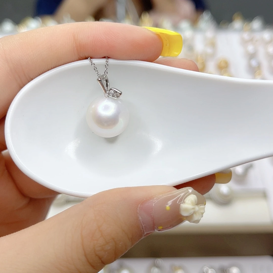 淡水珍珠合金吊坠(赠链)